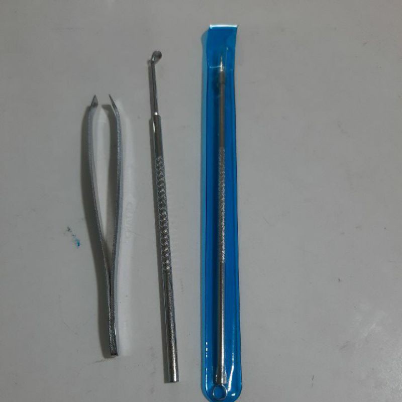 Combo cây ráy tai+ nhíp+ cây nặn mụn