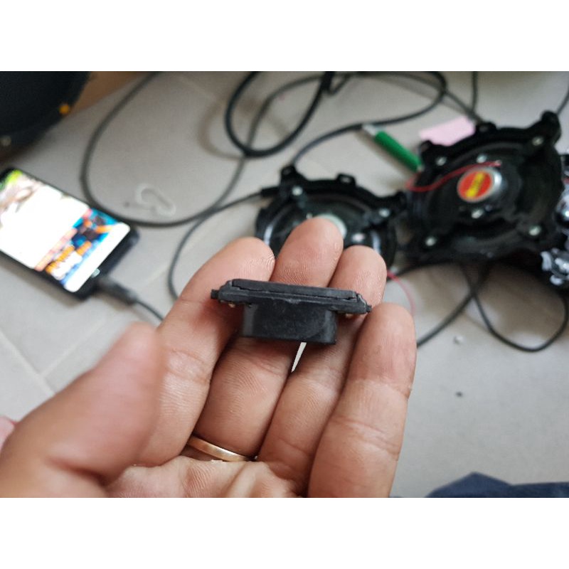 Loa treb nhỏ tháo máy còn đẹp hát tốt