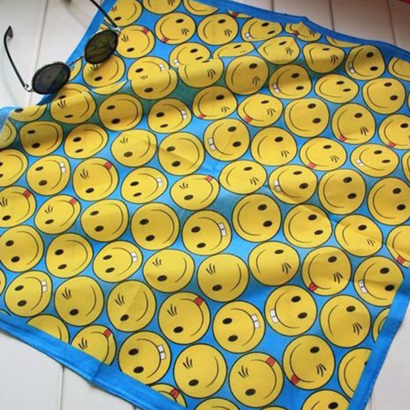 Whi Khăn Choàng Vuông Cotton Họa Tiết Hình Học Nhiều Màu Sắc Biểu Tượng Hòa Bình