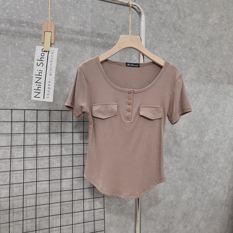 Áo thun tăm cài cúc hai túi, Áo kiểu dáng ôm cúc ngực co giãn AS6529 - NhiNhi Shop