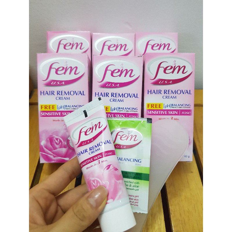 Tẩy lông Fem hương hoa hồng