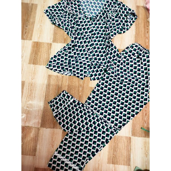 Bộ tay ngắn quần dài vải lụa hàn loại đẹp