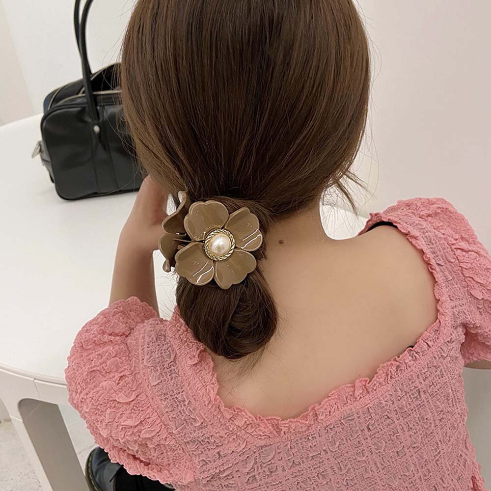 Kẹp Tóc Nhựa Hình Hoa Đính Ngọc Trai Giả Thời Trang Cho Nữ