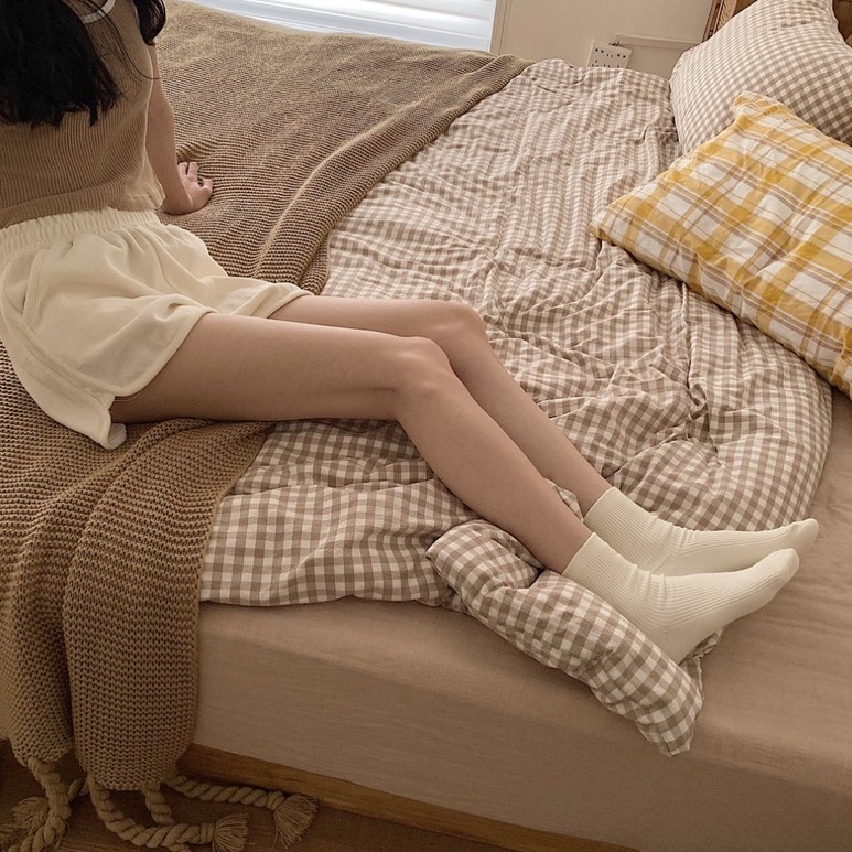 Vớ cotton Màu Trắng Sữa Trơn Cổ Cao Vừa Phong Cách Nhật Bản Thời Trang Mùa Đông Cho Nữ
