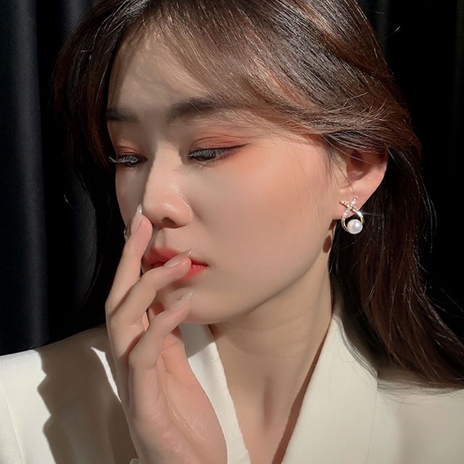 Khuyên tai mạ bạc S925 đính ngọc trai