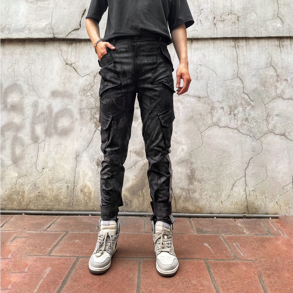 Custom by T.A.S - Skinny 3 Line Trắng Dán Gấu WAX