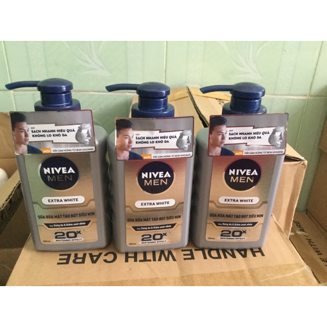 Sữa rữa mặt Nivea men tạo bọt bùn khoáng sáng da 100ml