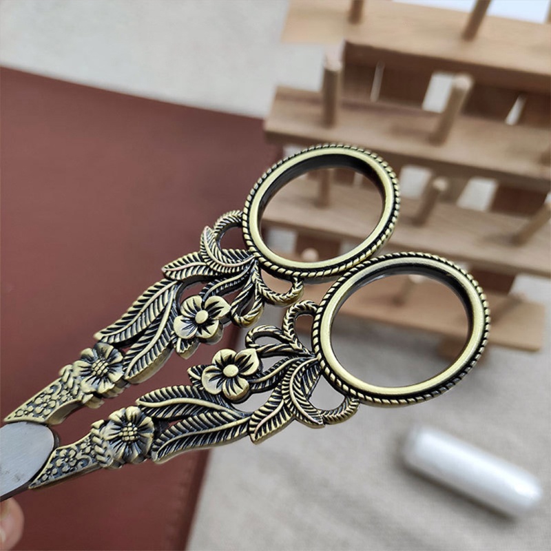 Kéo Inox Cắt Vải Thêu Hoa Kiểu Vintage Chuyên Dùng Cho Thợ May