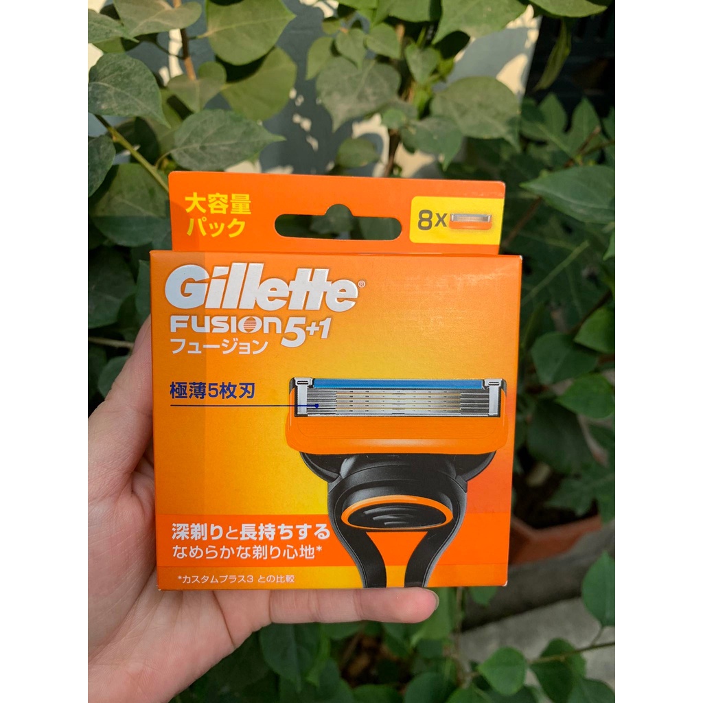 Vỉ 8 lưỡi Dao cạo râu Gillette Fusion 5+1 Nhật bản