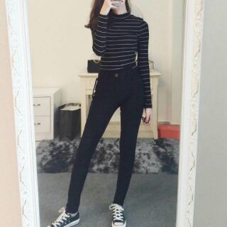 Super skinny đen trơn-rách gối