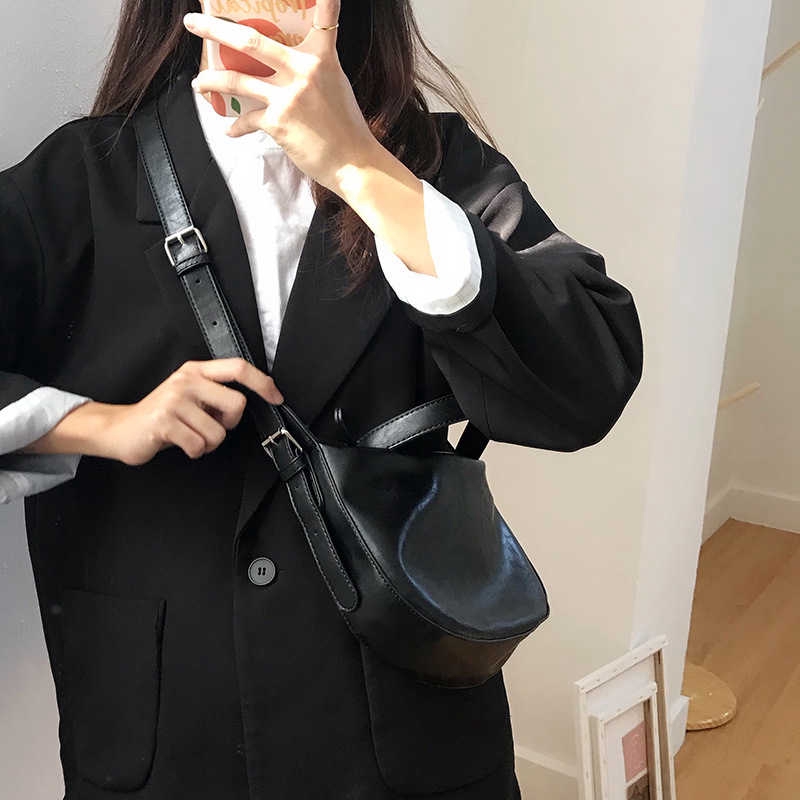 2817 |Màu Đen| Túi Xách Đeo Vai Mềm Mại Màu Tối Thời Trang Cao Cấp