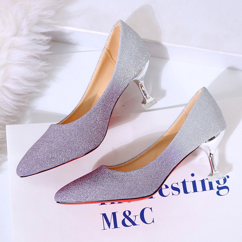 Giày cao gót mũi nhọn thời trang dành cho nữ