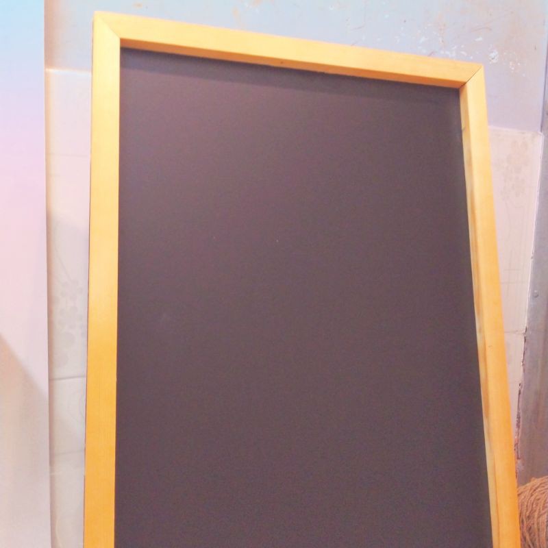 Bảng Menu đen khung gỗ 50*70 cm + (kèm quà tặng)