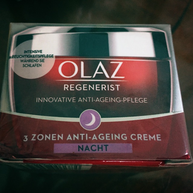 Kem dưỡng da chống lão hoá Olaz Regenerist Innovative- Nacht
