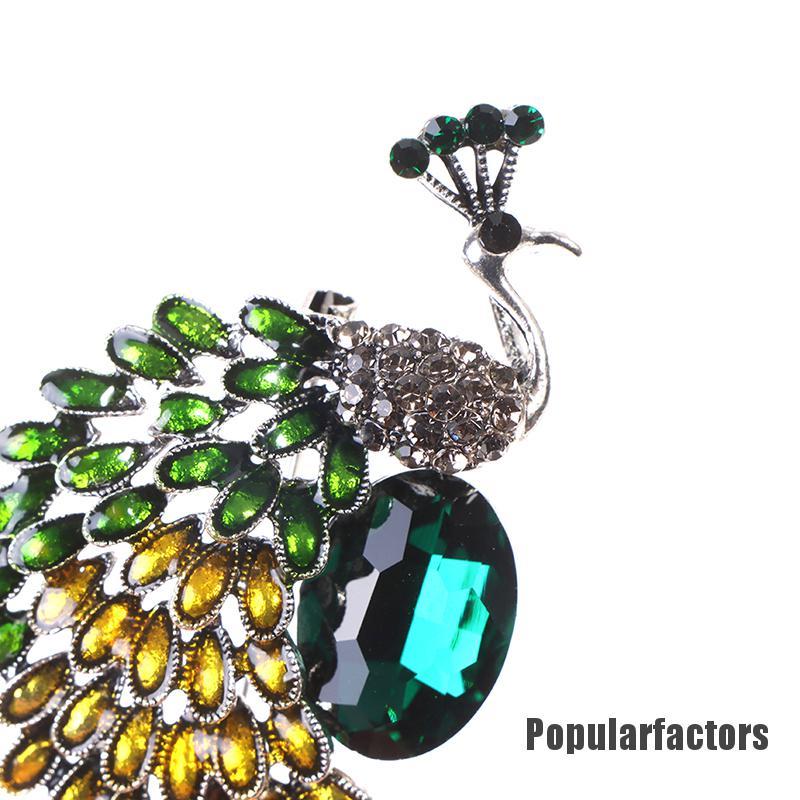 Trâm Cài Áo Hình Chim Công Đính Đá Xanh Lá Cây 1