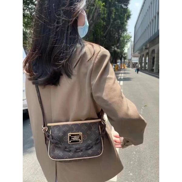 Túi xách nữ LV EVA New sz22cm chất da dày dặn tặng khăn lụa..fullbox nam châm bill xịn.sò