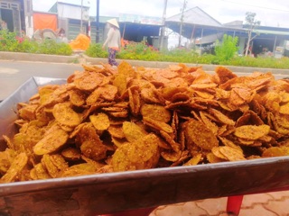 Chuối sấy mè gừng