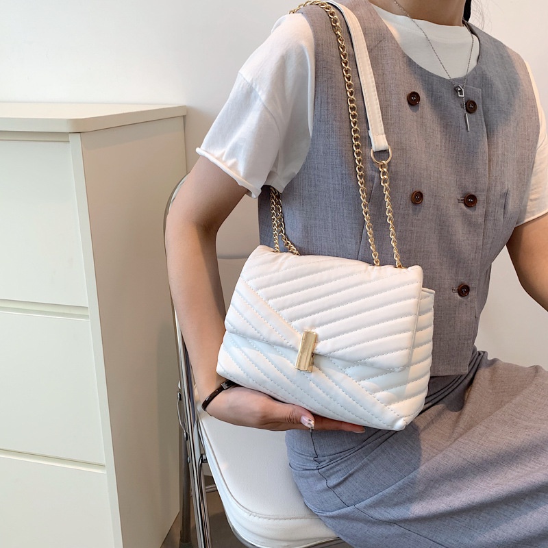 Túi đeo chéo JASMIN NOIR 22BL06022 nắp lật họa tiết kẻ sọc thời trang cho nữ