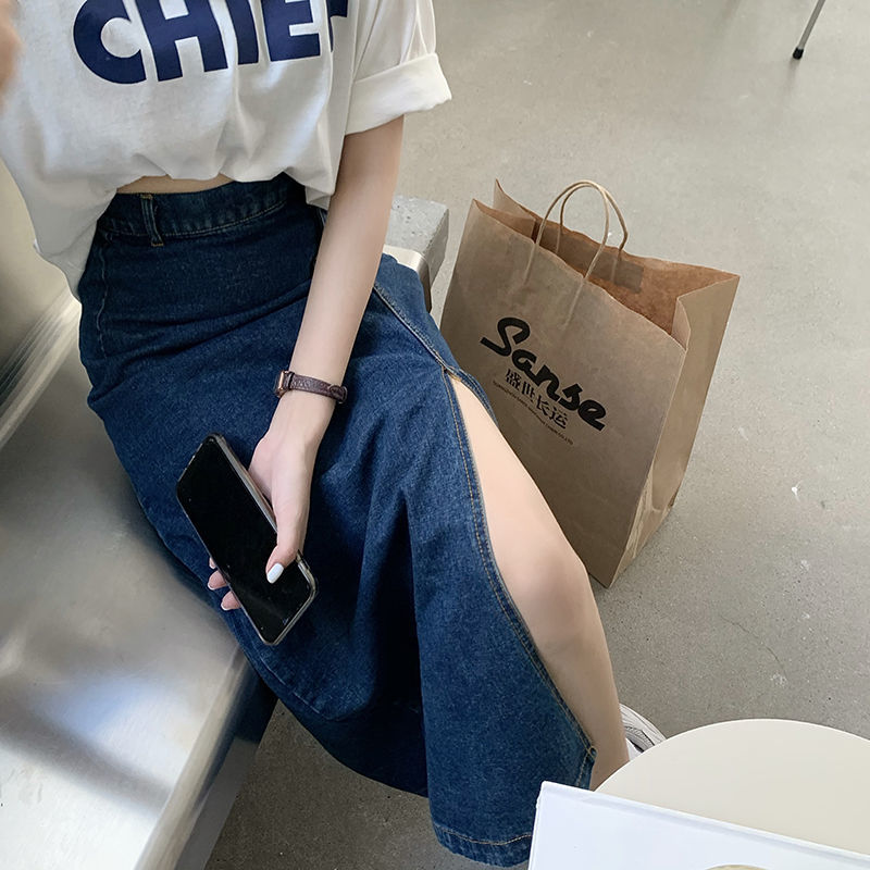 Chân váy denim chữ A thiết kế dáng dài vừa thời trang nữ | BigBuy360 - bigbuy360.vn