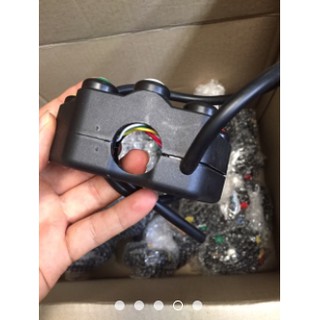 Cùm công tắc 5 nút Ducati