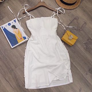 ĐẦM TRẮNG 2 DÂY NÚT BỌC HÔNG