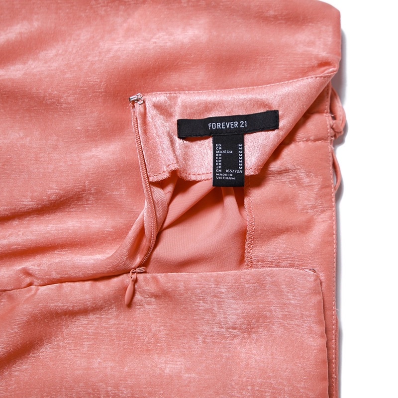 👉🏻 Chân váy dây rút satin F-21 xuất xịn | BigBuy360 - bigbuy360.vn