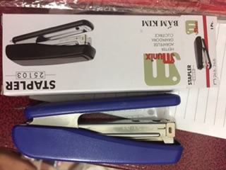 Máy bấm  ghim STAPLER