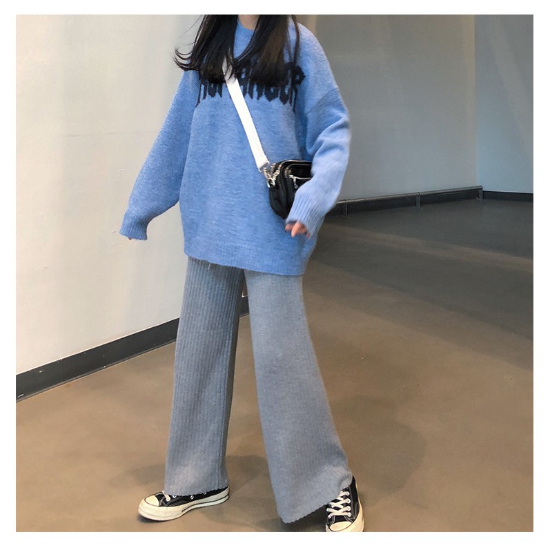 Áo len ulzzang dáng rộng tay xuông màu xanh dương