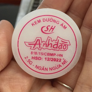 Sáp nẻ anh đào
