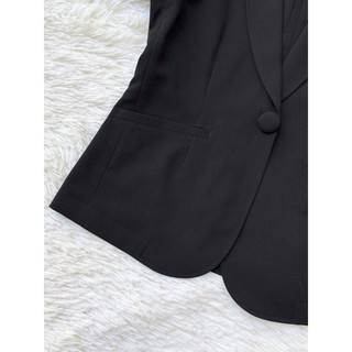 Blazer công sở dáng ngắn đen_REAL