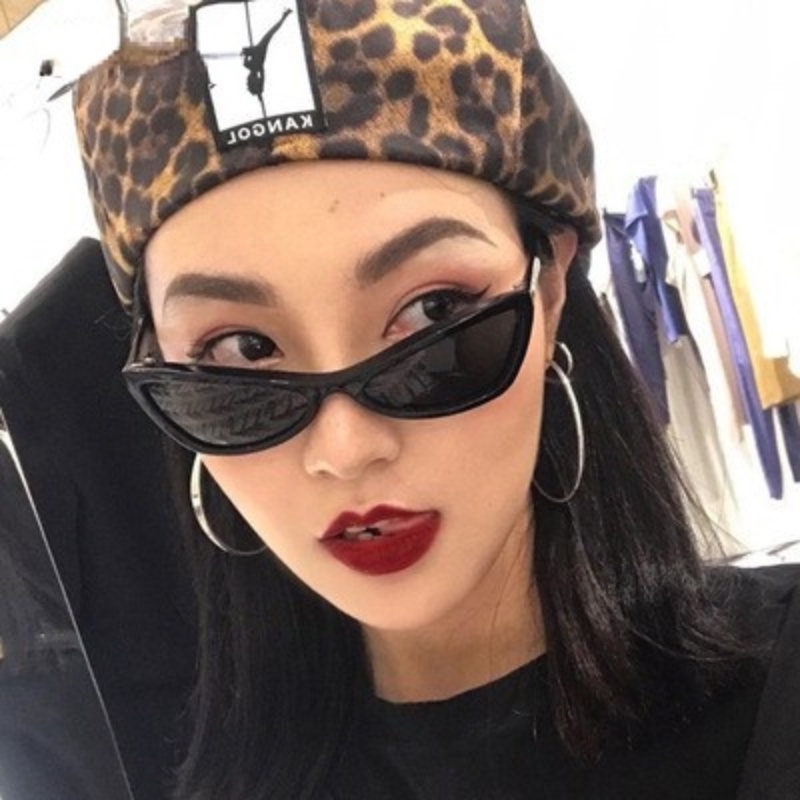 (KIQI-FASHION) Fashionable cat eye sunglasses for women