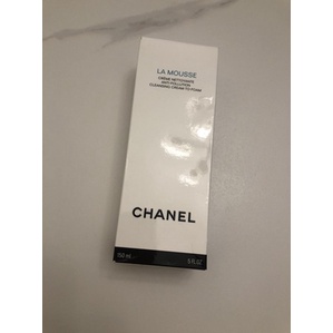 Duty-free version of Chanel Camellia three in one facial cleanser facial cleansing cream deep cleaning water control oil