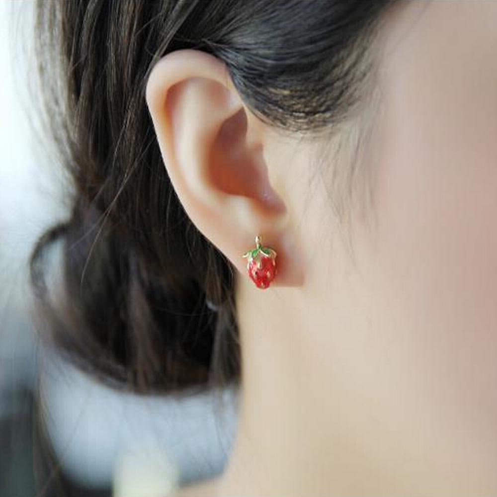 Hoa Tai Hình Trái Dâu Xinh Xắn Dành Cho Nữ