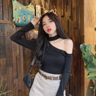 Áo khoét vai tay dài