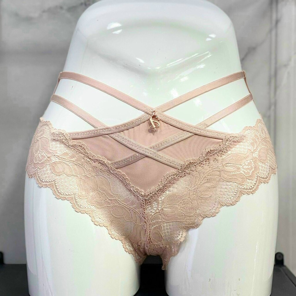Quần lót lọt khe ren 4 dây chéo