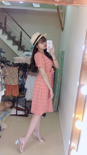 Đầm kẻ caro