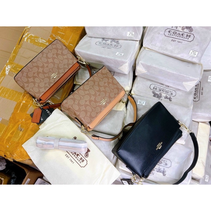 Túi Coach kẹp nách siêu hot