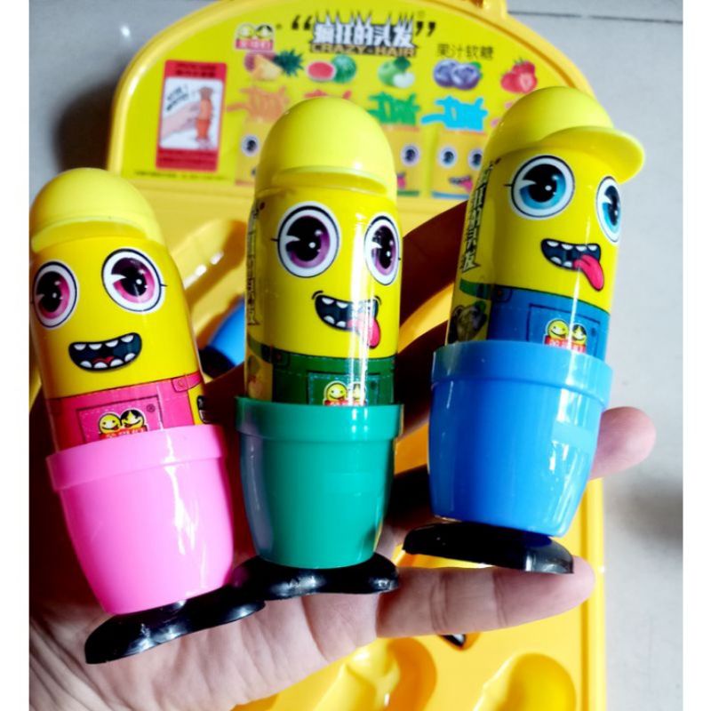 Kẹo son moi hình minion