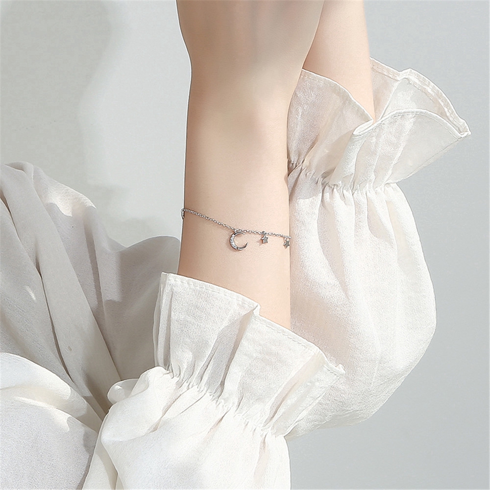 Vòng đeo tay hình mặt trăng ngôi sao đính đá nhân tạo lấp lánh