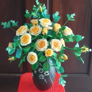 Lọ hoa Hồng trang trí bằng đất sét