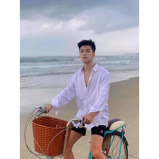 Áo sơ mi trắng trơn