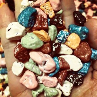 1kg kẹo socola hình viên sỏi