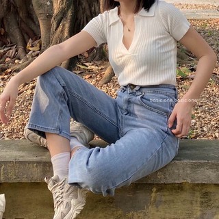 Áo croptop cổ xẻ Bazic one
