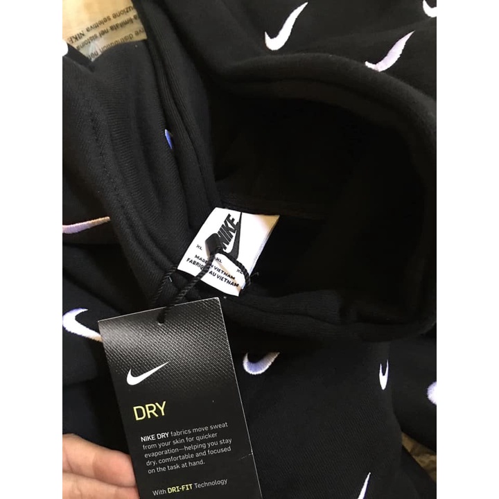 Hodie nike thêu logo đen