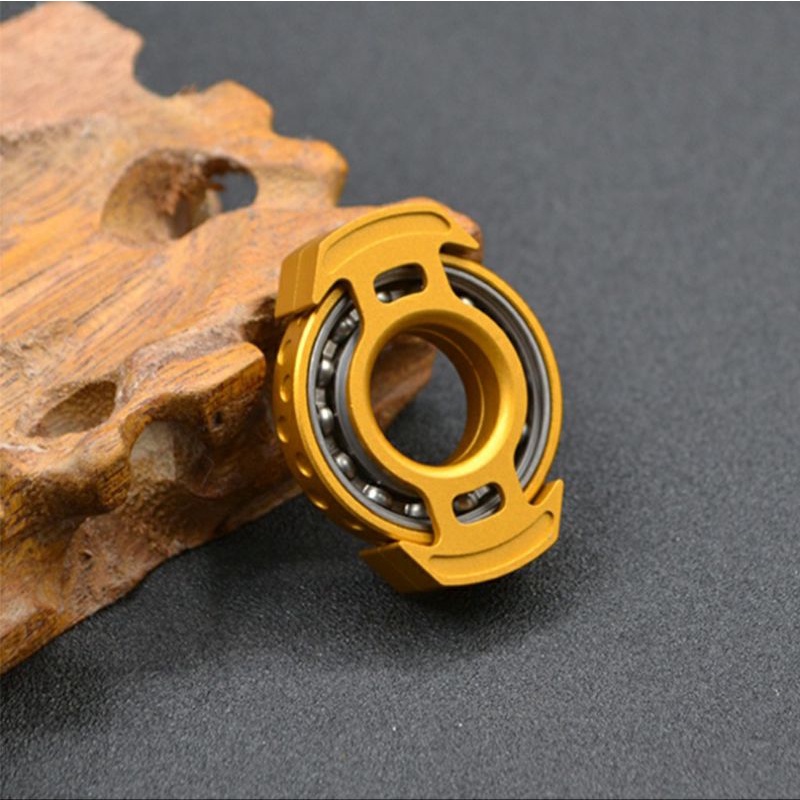 Spinner xỏ ngón hợp kim