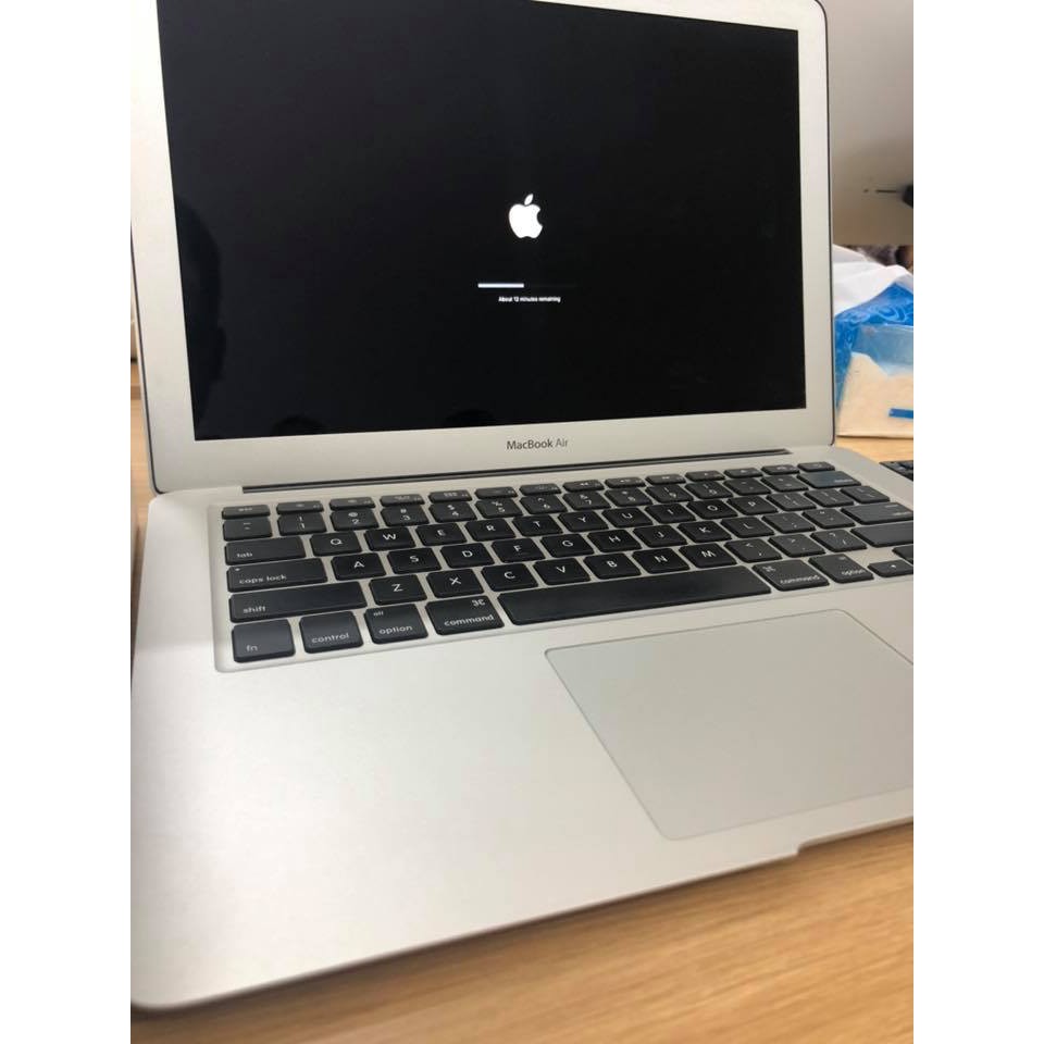 MacBook Air 13.3" 2017 MQD32