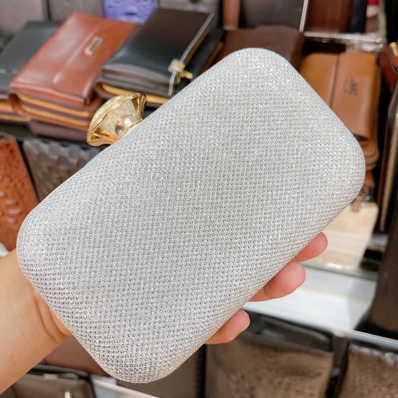 cốp nhũ dự tiệc sang trọng
