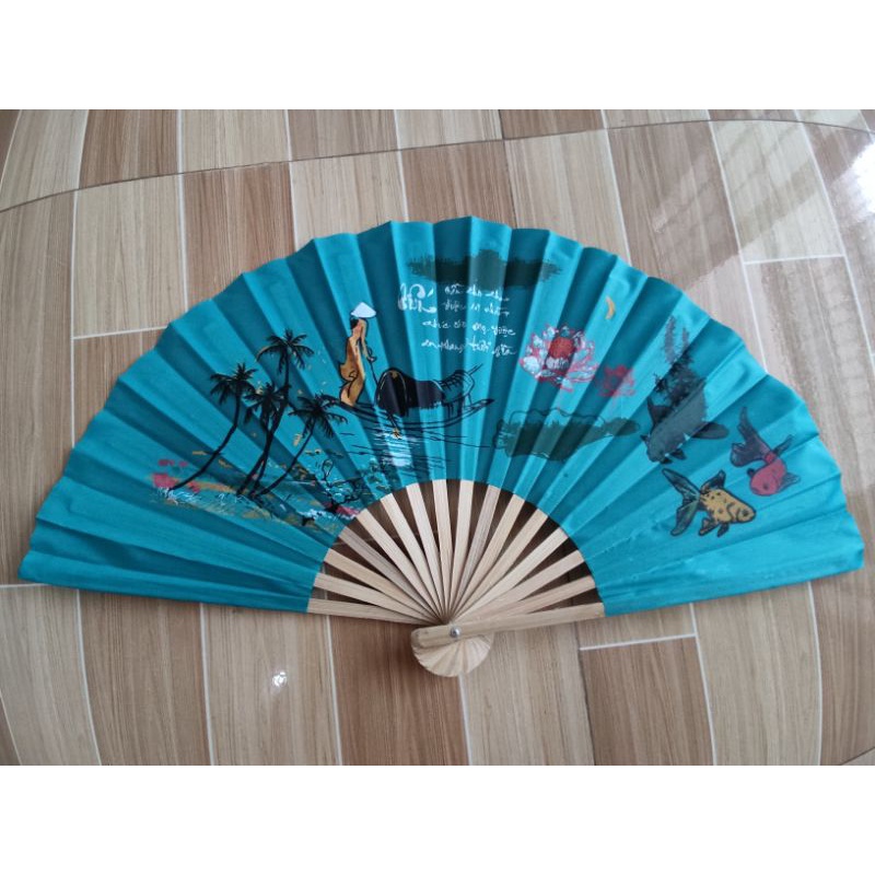 Quạt vải Huế lụa cầm tay [ Hàng loại 1 chống mọt ] vẽ phong cảnh Việt Nam và chữ thư pháp có nhiều màu