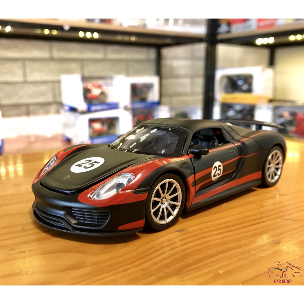 Mô hình xe ô tô Porsche 918 Martini tỉ lệ 1:32 màu đen