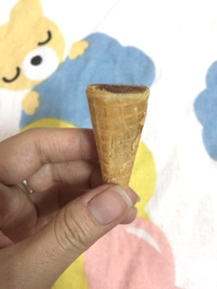 Bánh ốc quế nhân kem